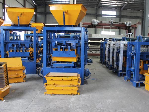 automatic brick machine