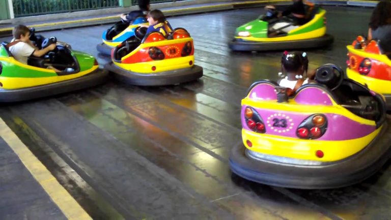 sakee bumper car