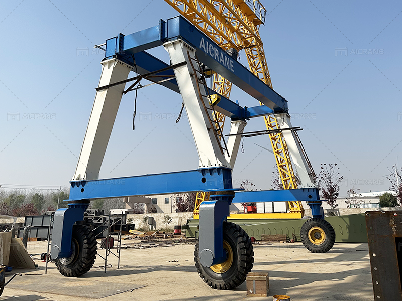 Rubber Tyred Gantry Crane for Sale